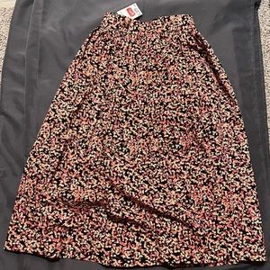 Floral skirt NWT